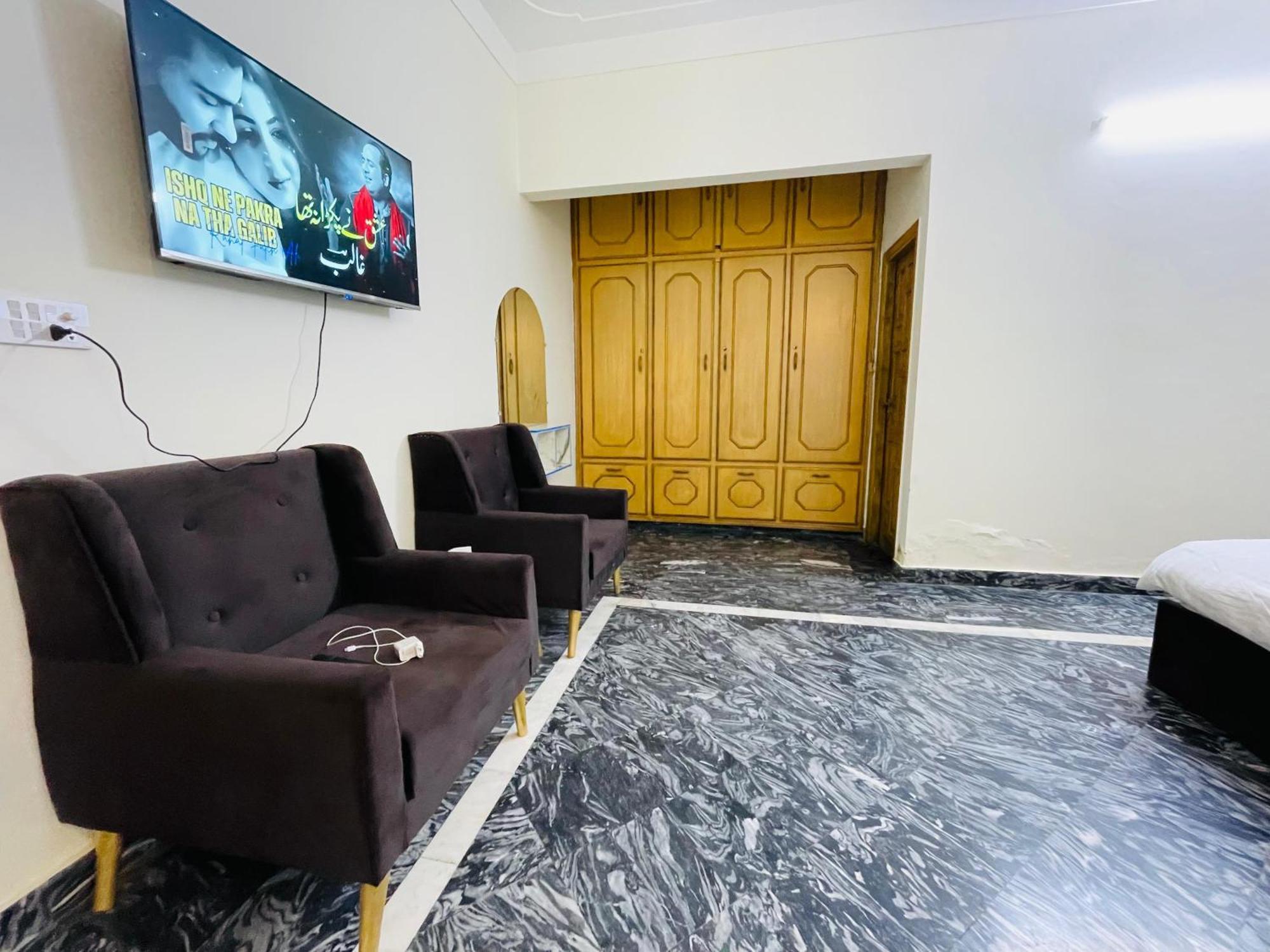 Hilton Guest House Islamabad Buitenkant foto